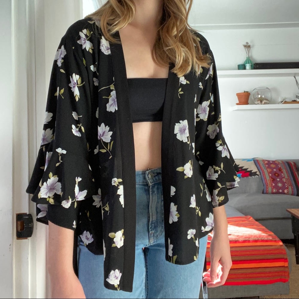 Forever 21 | ruffle sleeve kimono wrap blouse